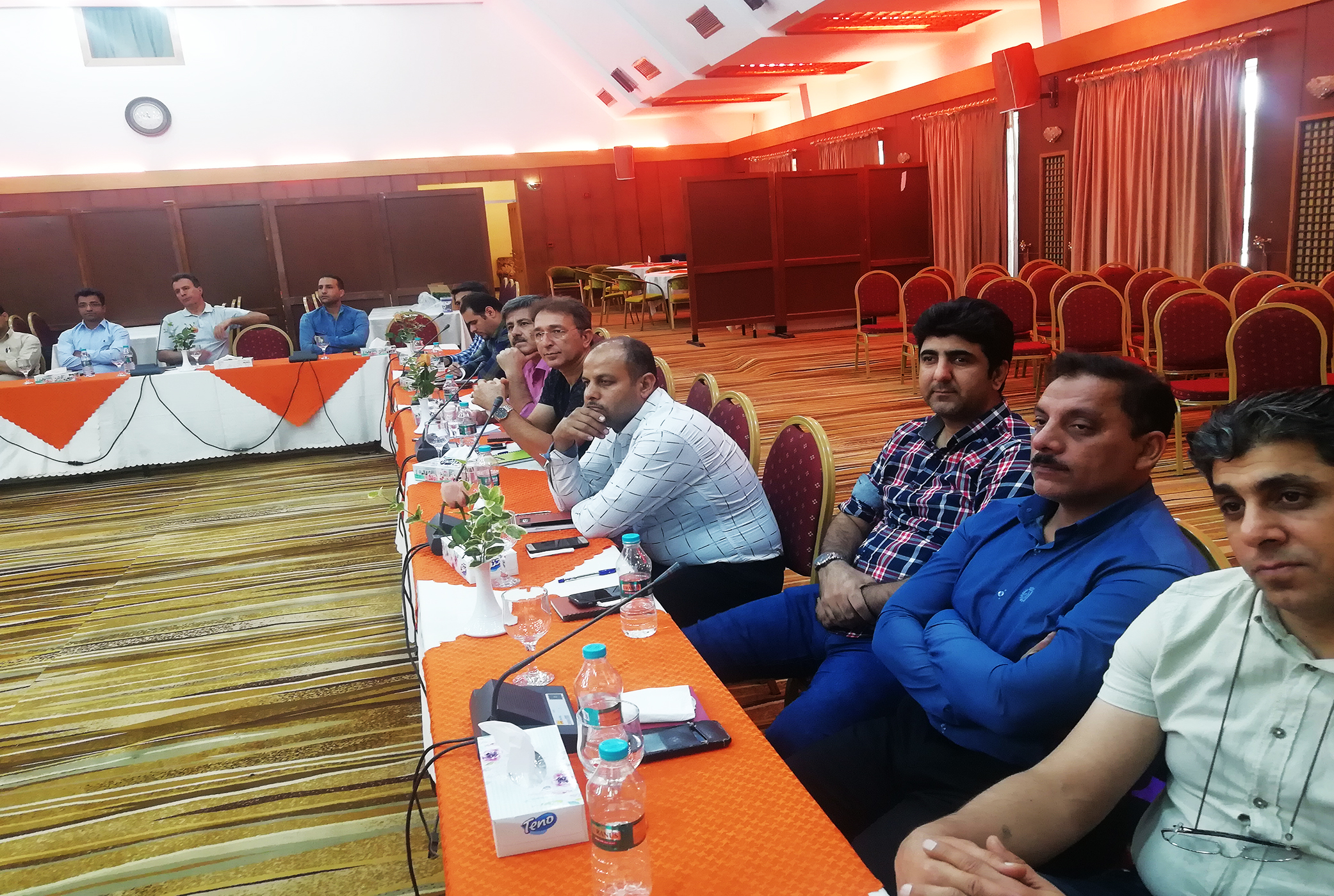 سمینار آموزشی شرکت فولاد خوزستان در هتل پارس کاروانسرا