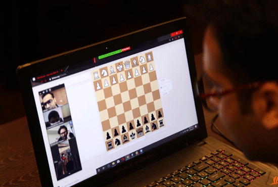 فینال مسابقات شطرنج در هتل پارس کرمان