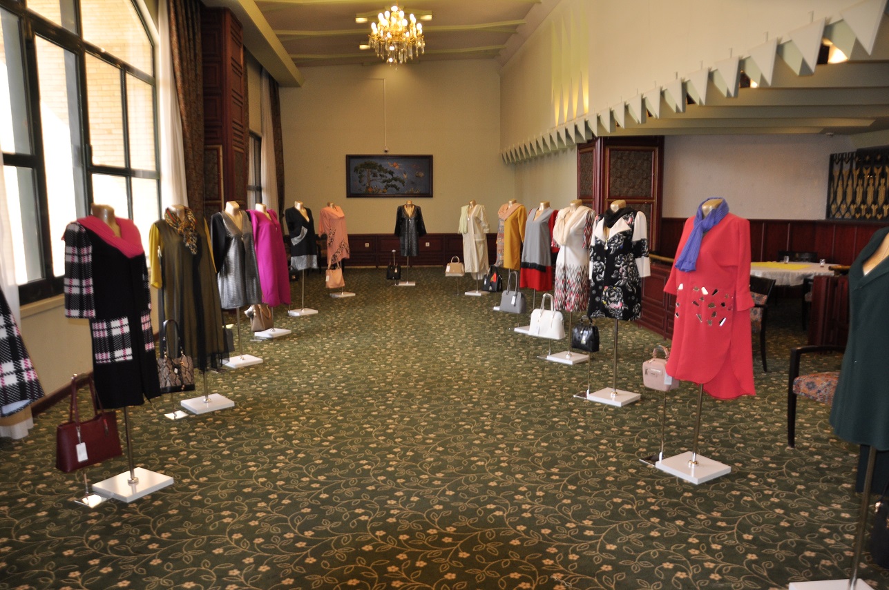 برگزاری نمایشگاه پوشاک زنانه در هتل پارس کرمان